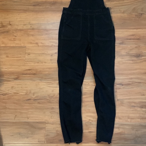 Madewell black skinny overalls with side zip - Picture 3 of 8